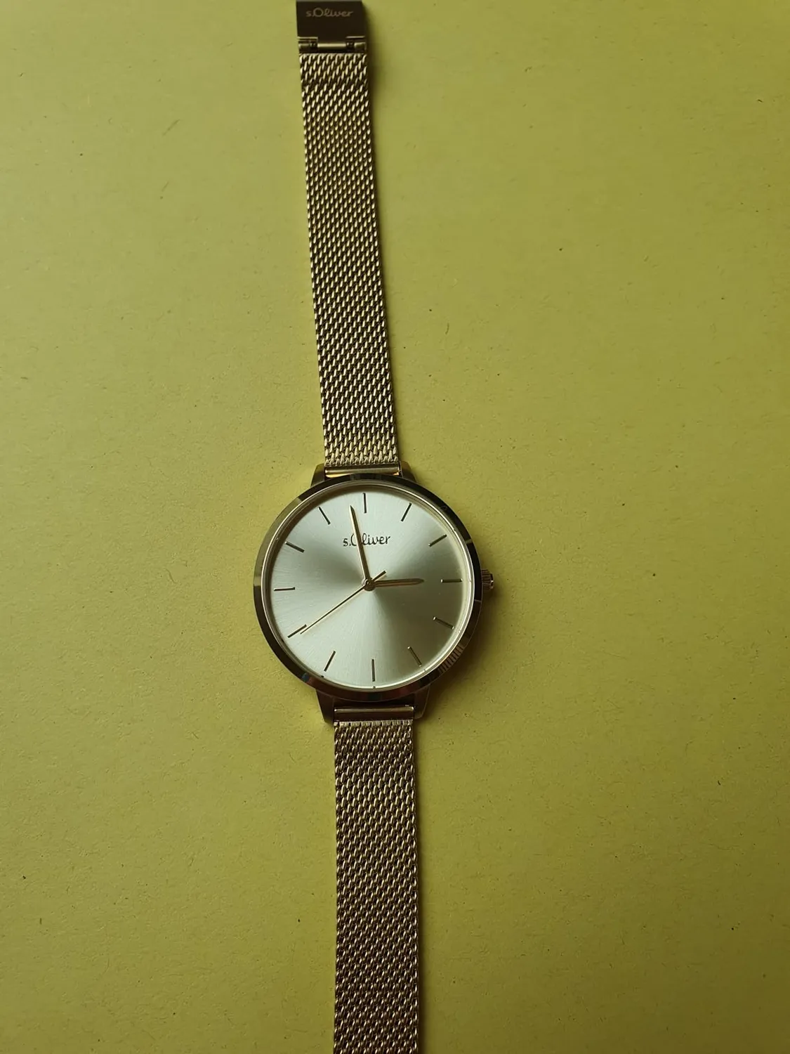 s.Oliver montre femme milanaise dorée