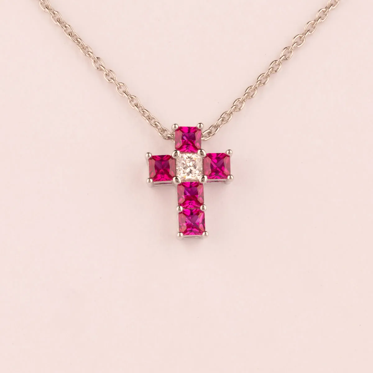 Ultima Edizione Crocetta Carre pendentif croix zircons