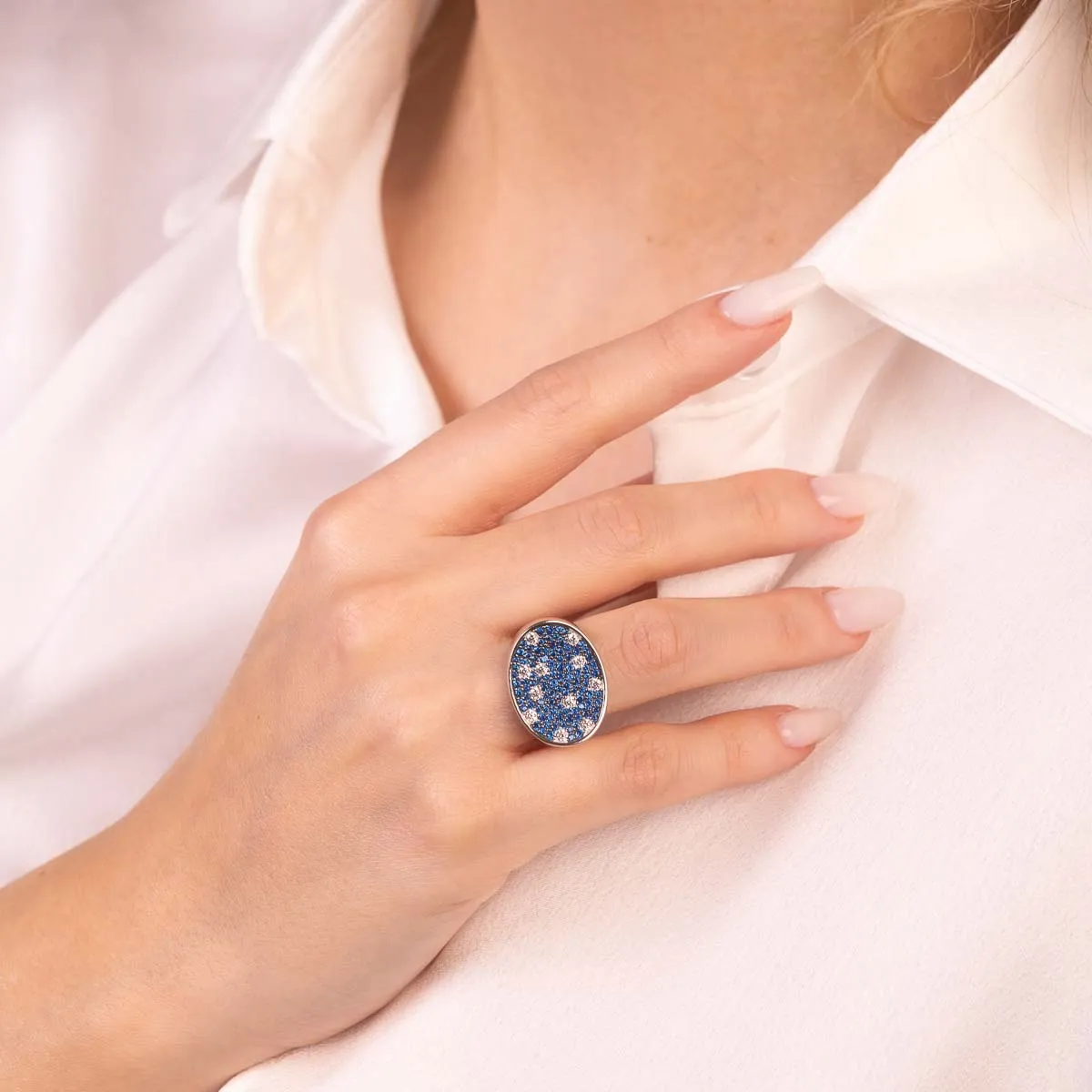 ULTIMA EDIZIONE Pavé ovale bague zircons colorés