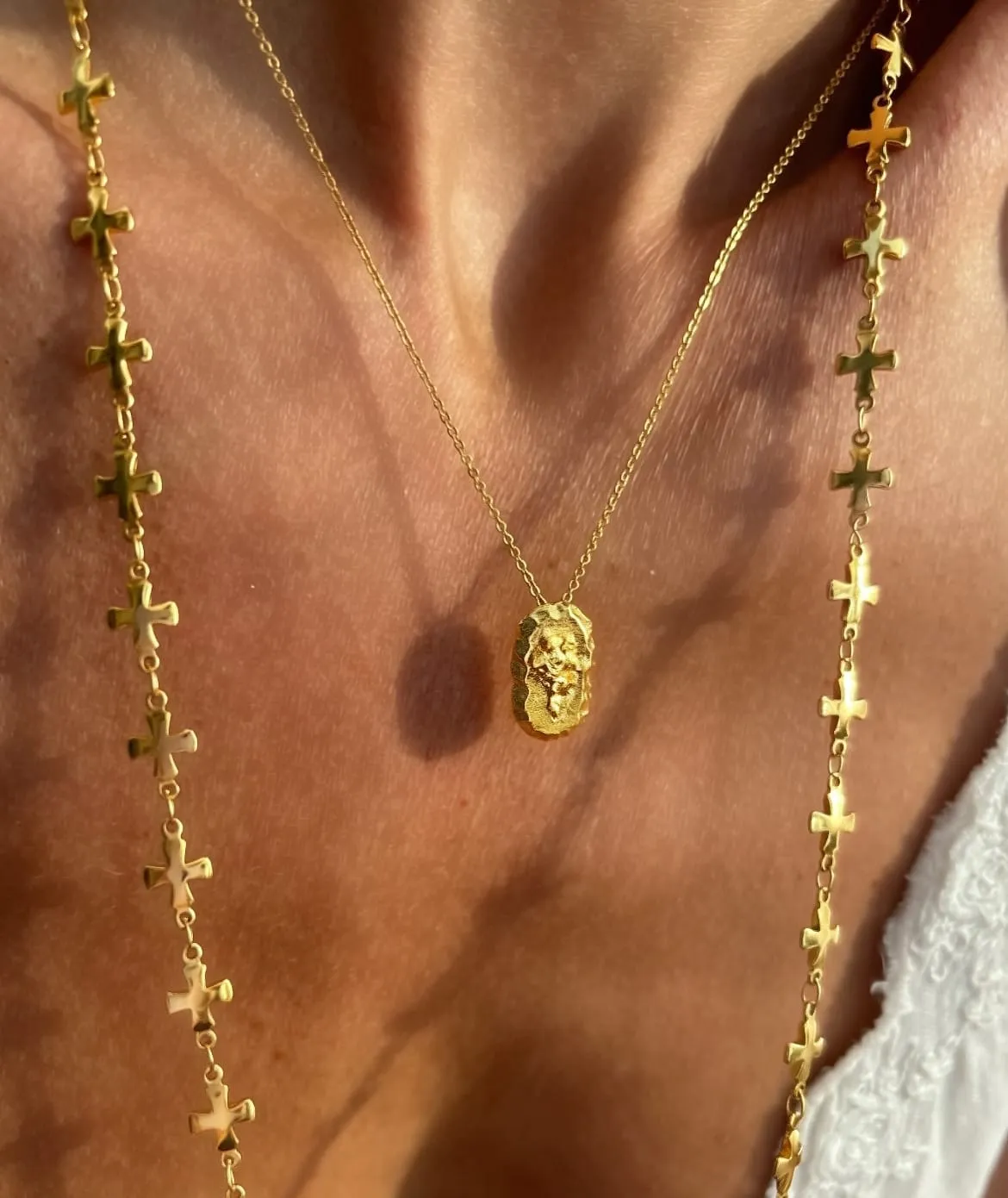 Elise Tsikis Oxi collier céramique doré 40 cm