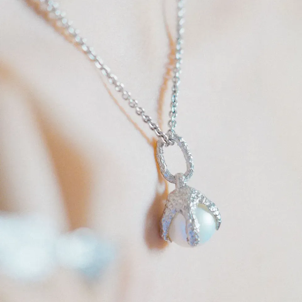 Lorella Tamberi Canal Artemis Talon collier perles améthyste