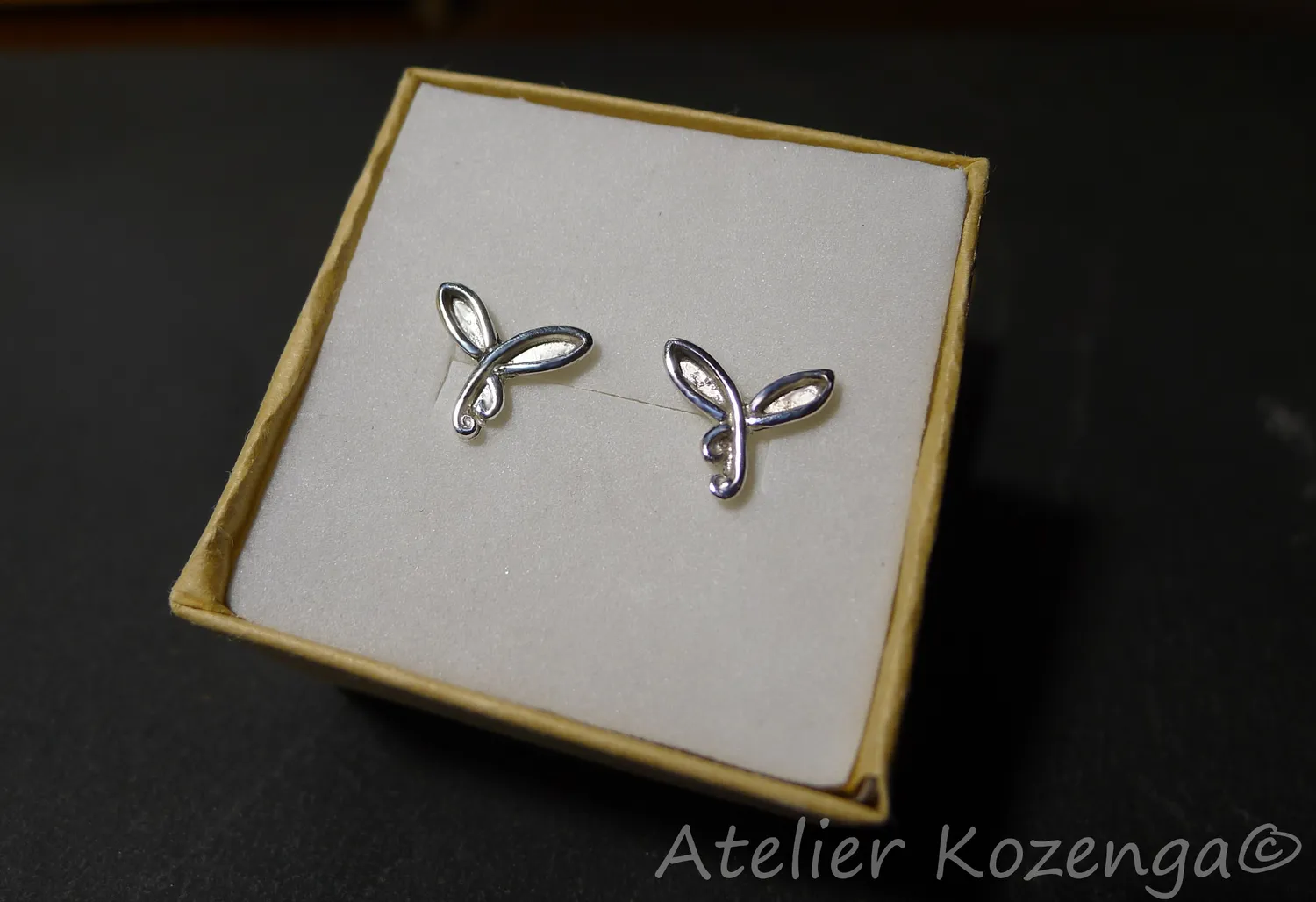 L'Atelier Kozenga Papillon boucles d'oreilles argent 950