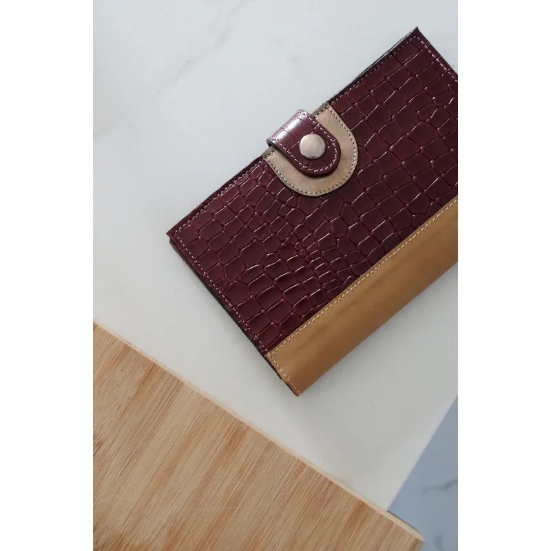 Secret de Cuir Portefeuille PM bouton prune cuir