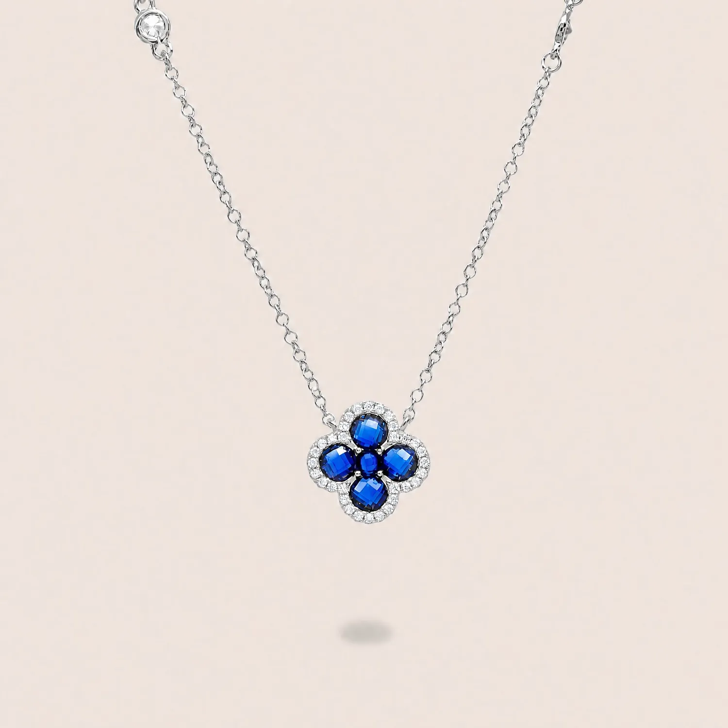 Ultima Edizione Fleur Simple collier pendentif uni