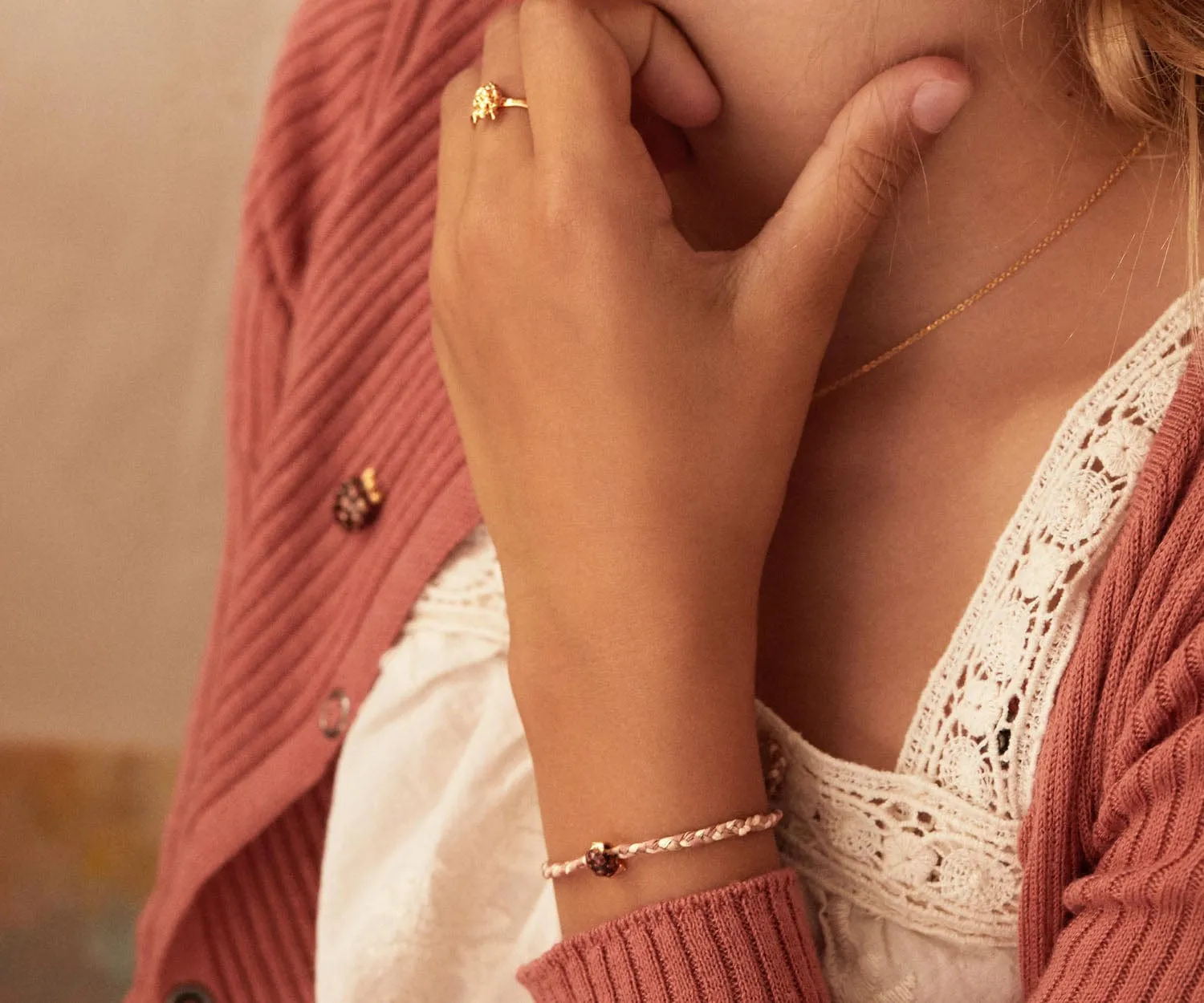 Elise Tsikis Hanelis bracelet enfant rose ajustable