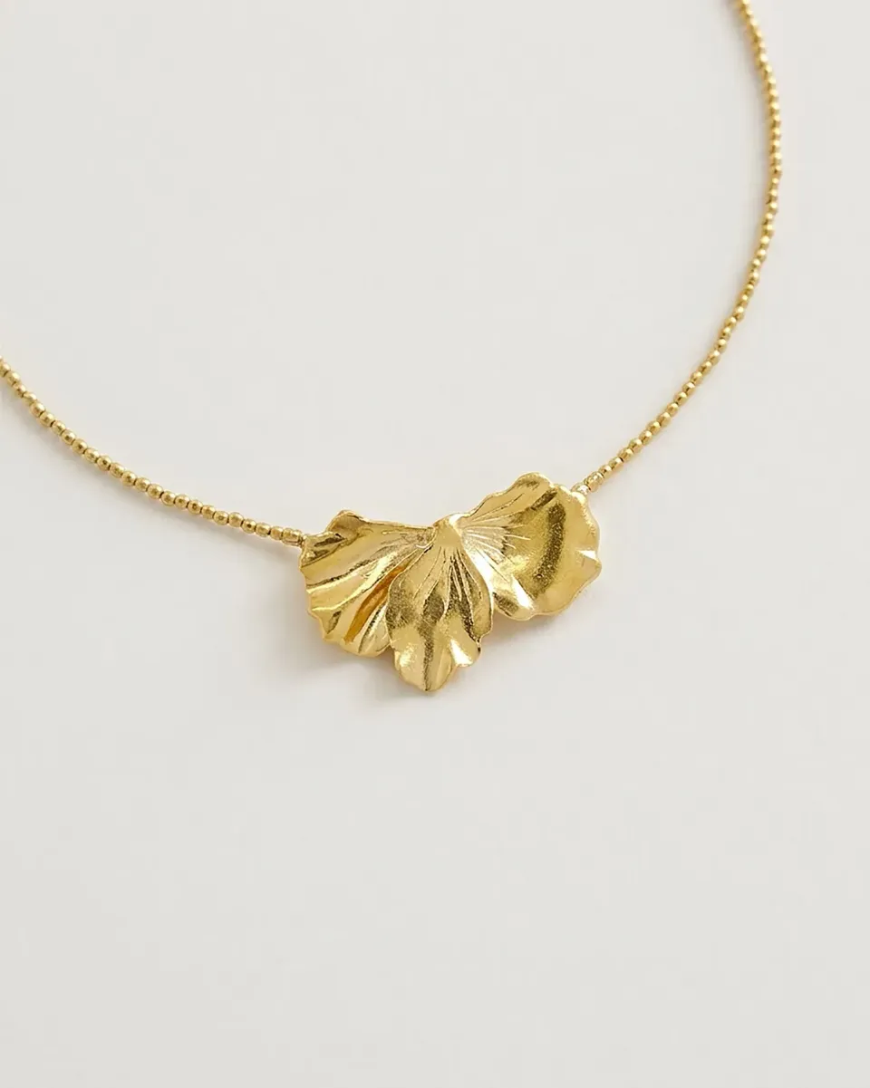 Elise Tsikis Némésis Karyes collier plaqué or 40 cm