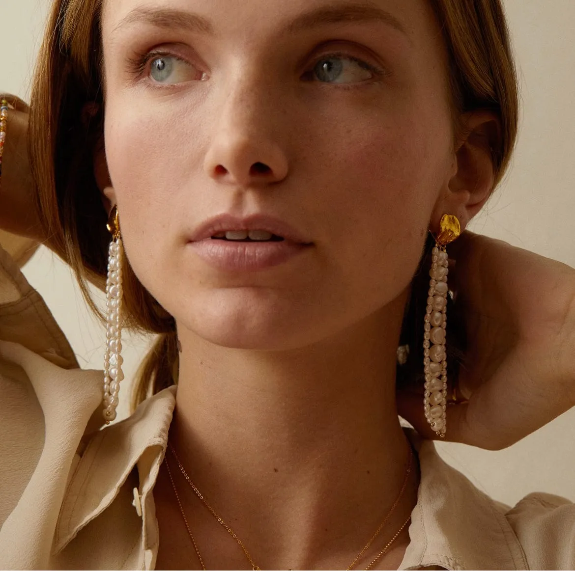 Elise Tsikis Zapti boucles d’oreilles pendantes perle eau douce