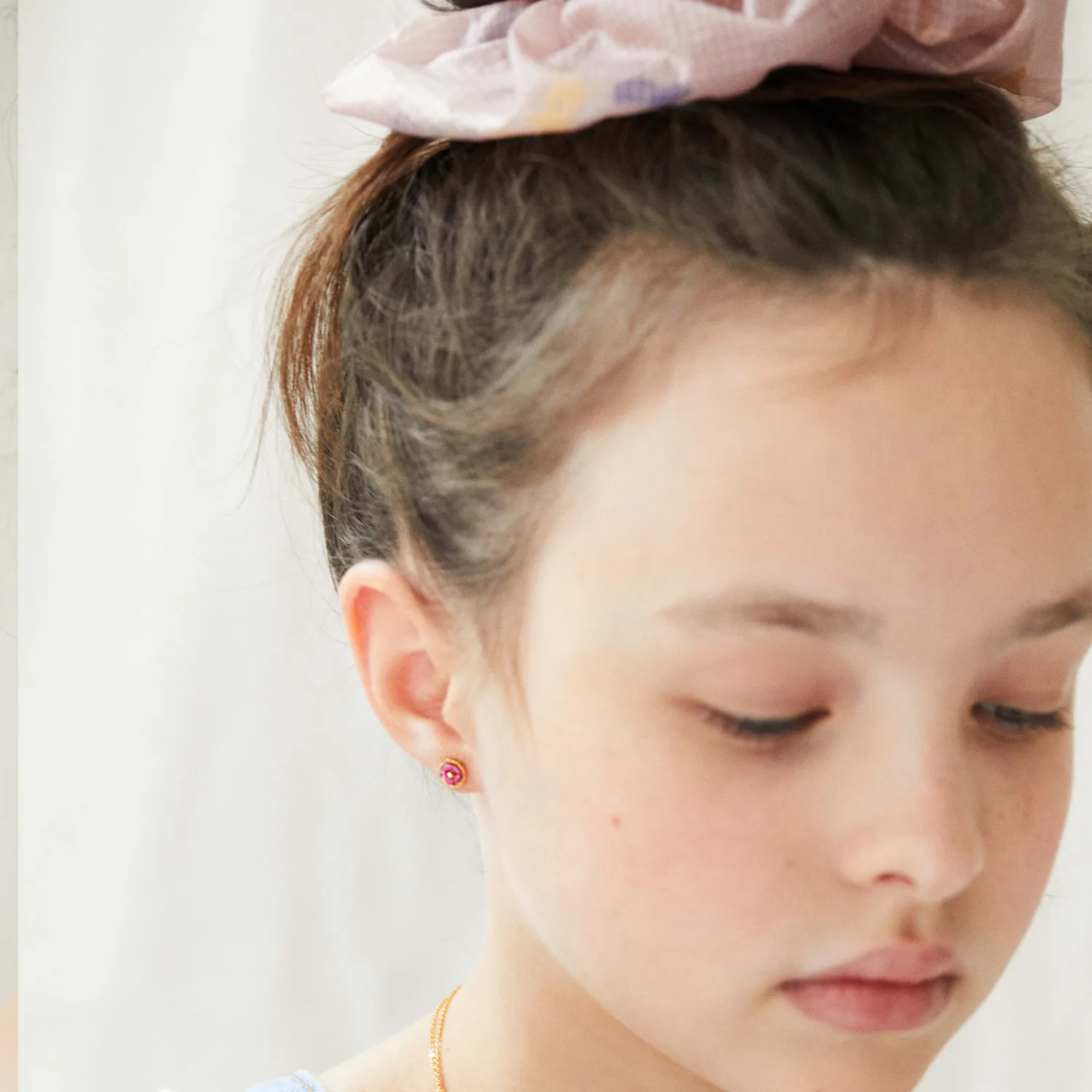 Elise Tsikis Genia boucles d'oreilles enfant rose 0,6 cm