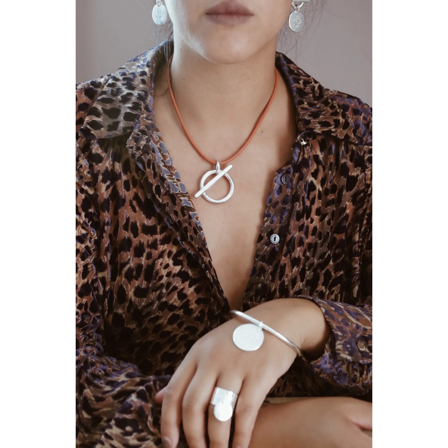 Secret de Cuir N°1352 ras de cou cuir pendentif argent