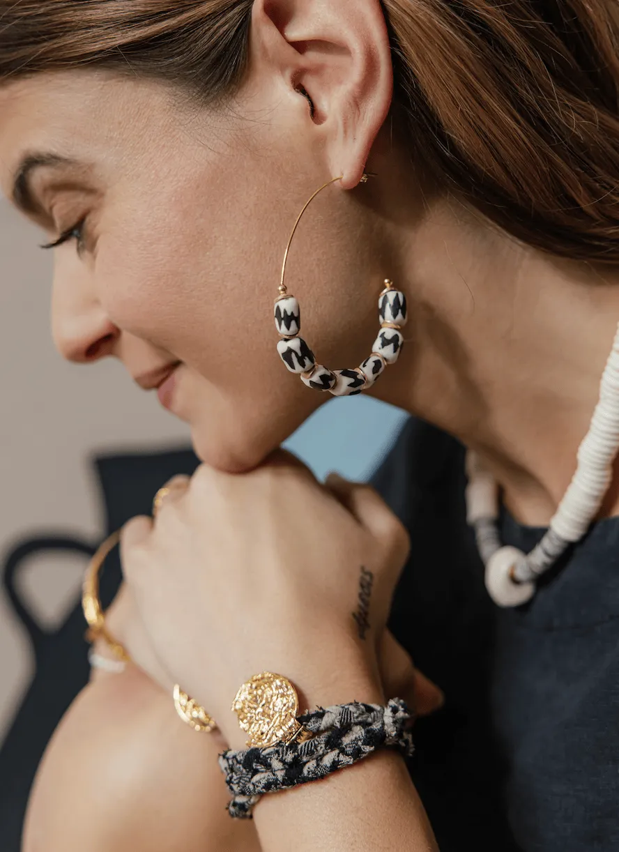 Elise Tsikis Kadi boucles perles céramique 7 cm