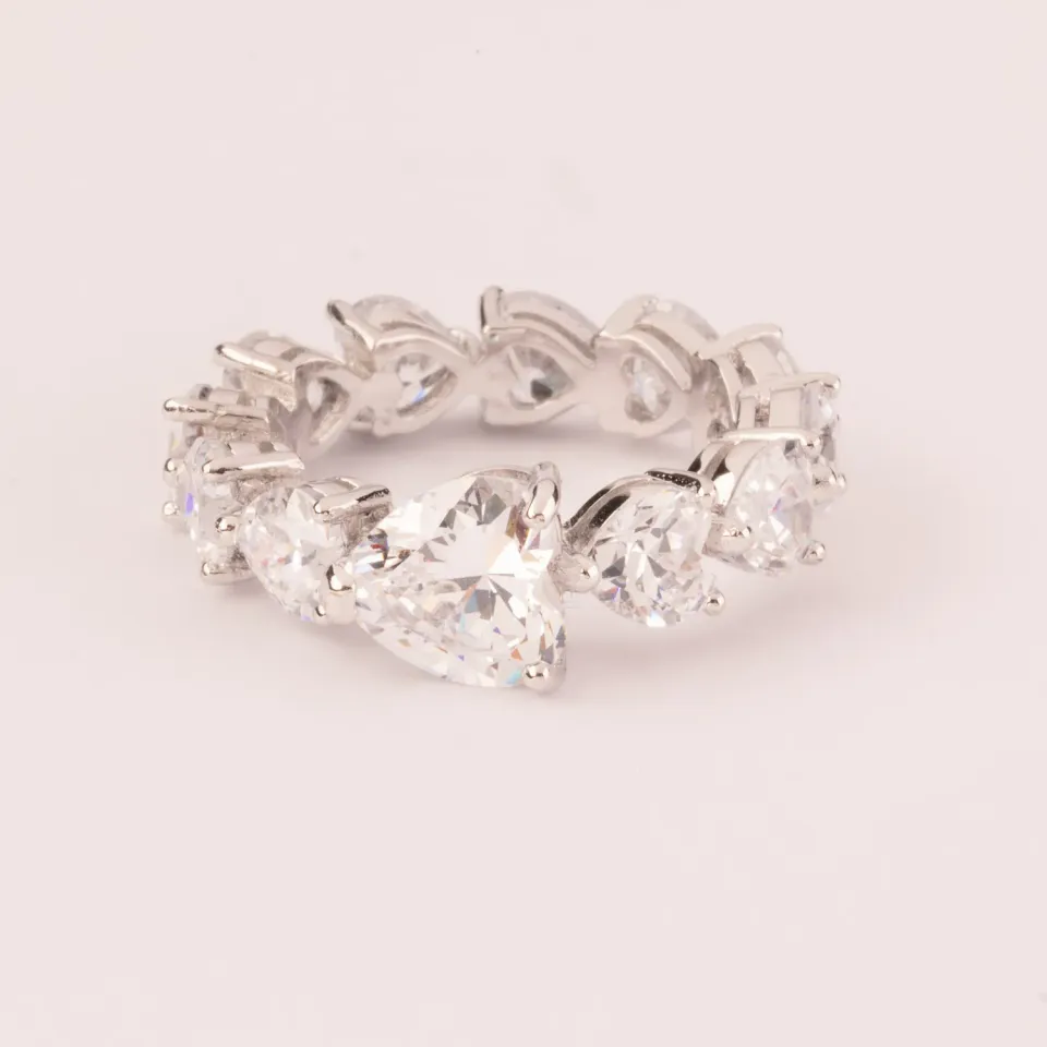 Ultima Edizione alliance tour complet bague cœurs blancs