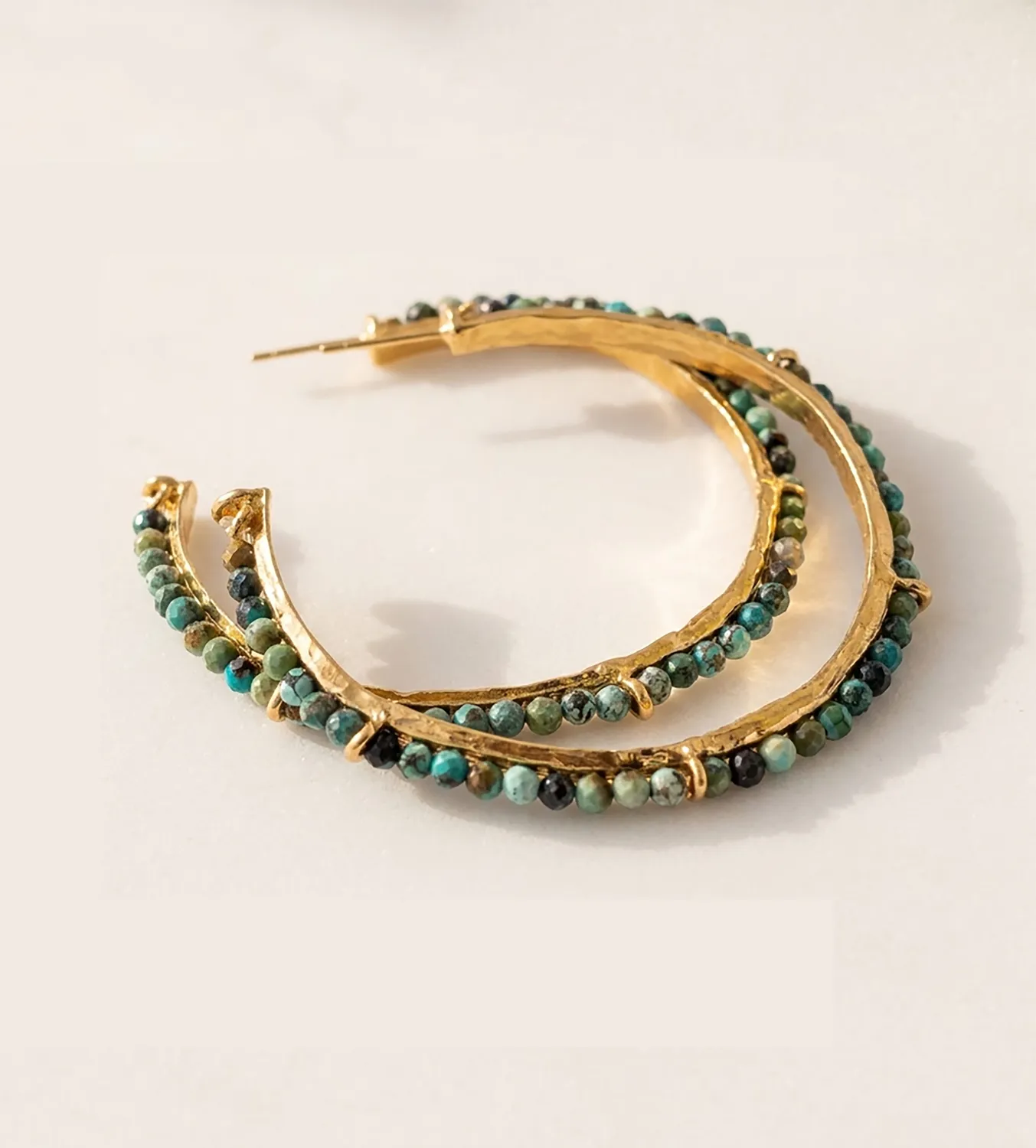 Elise Tsikis Kimina Medium créoles turquoise nacre