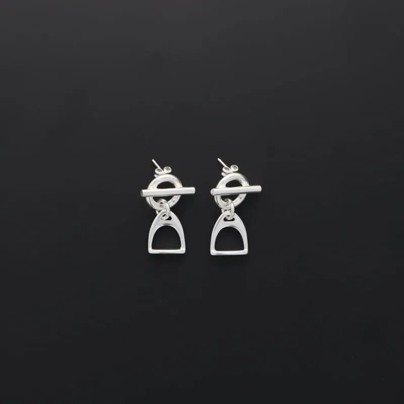 Secret de Cuir N°457 boucles d'oreilles étrier argent