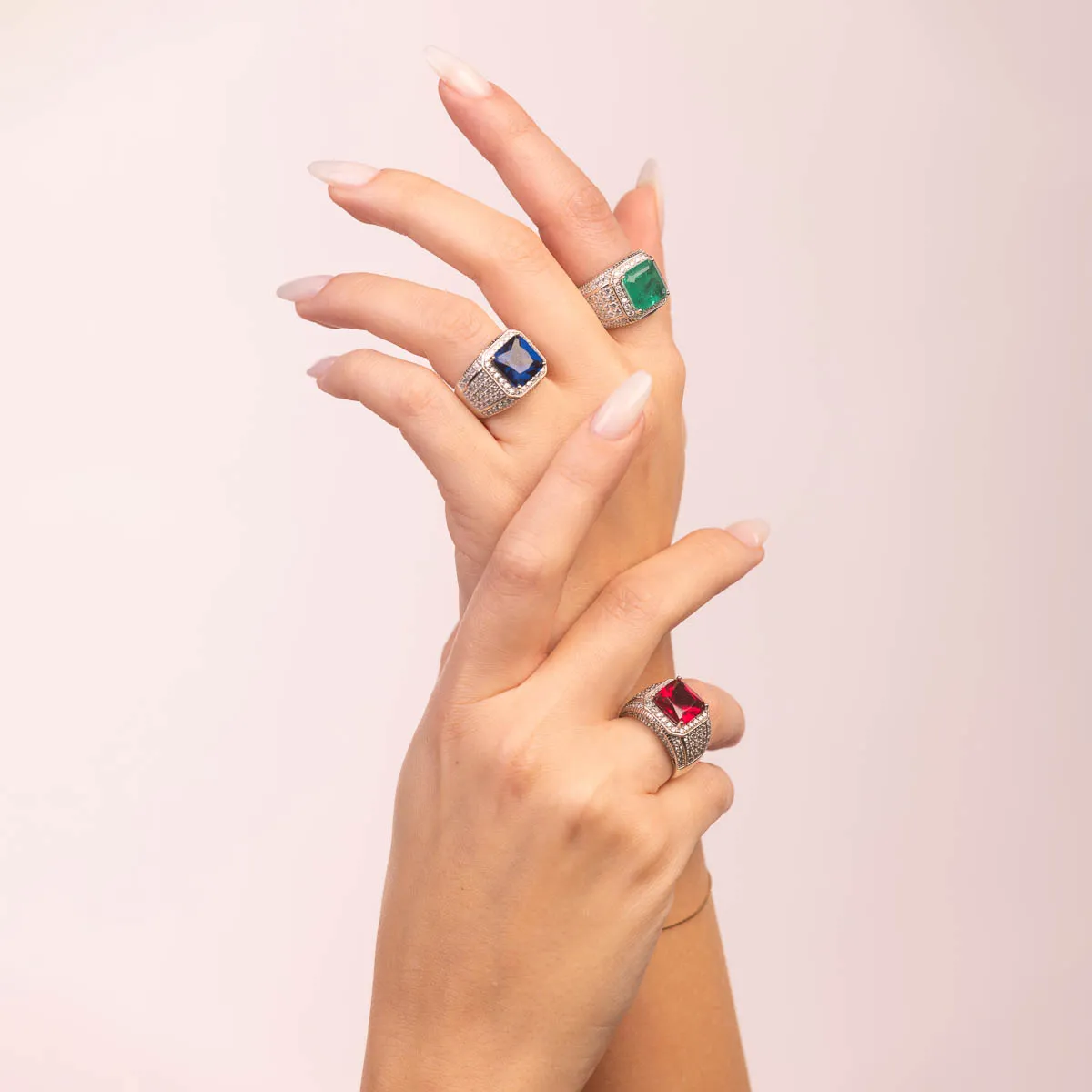 Ultima Edizione bague pavé zircone octogonale colorée
