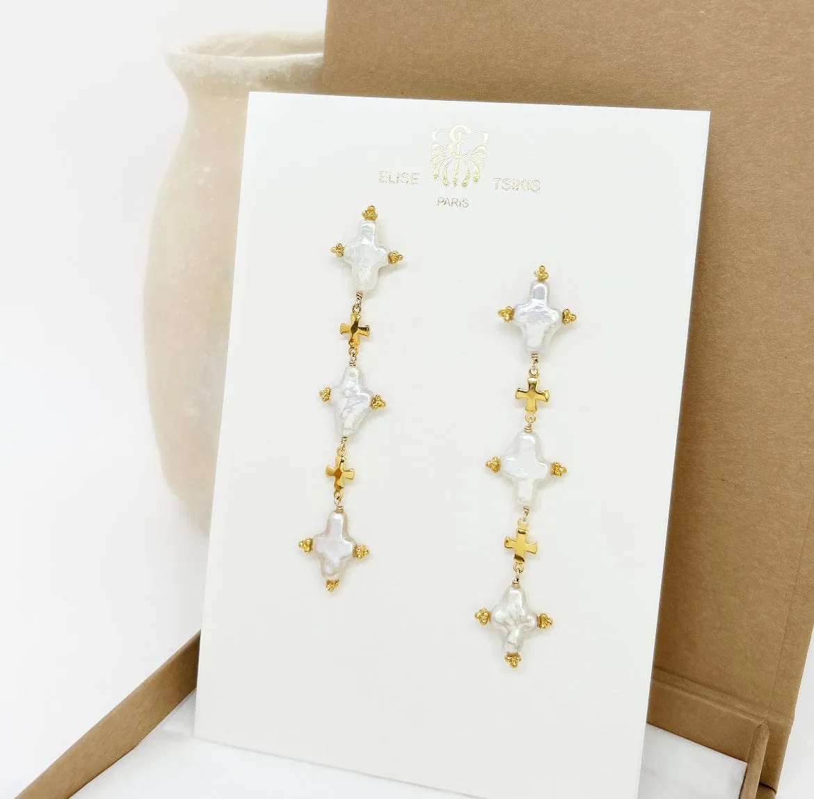 Elise Tsikis Hellenica boucles d'oreilles croix perles 8 cm