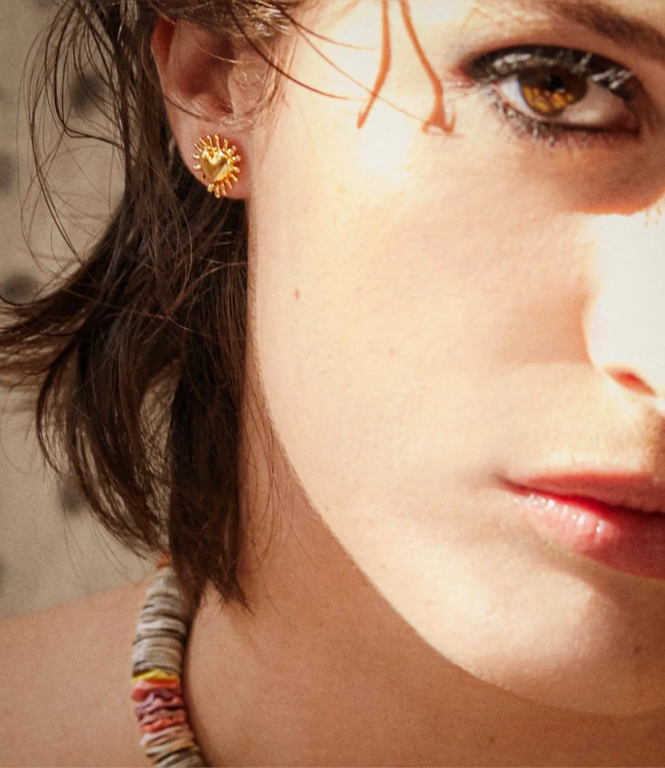 Elise Tsikis Yucatan Xelha boucles d'oreilles or jaune cœur doré