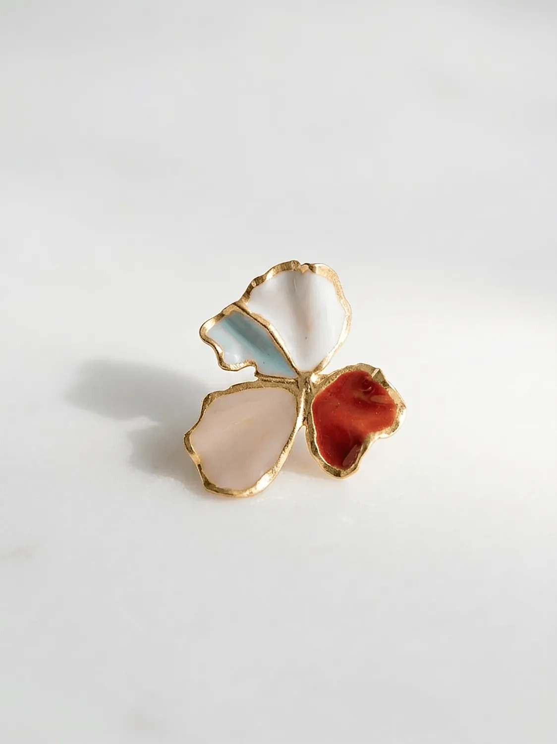 Elise Tsikis Eresos Poiesis earcuff fleur