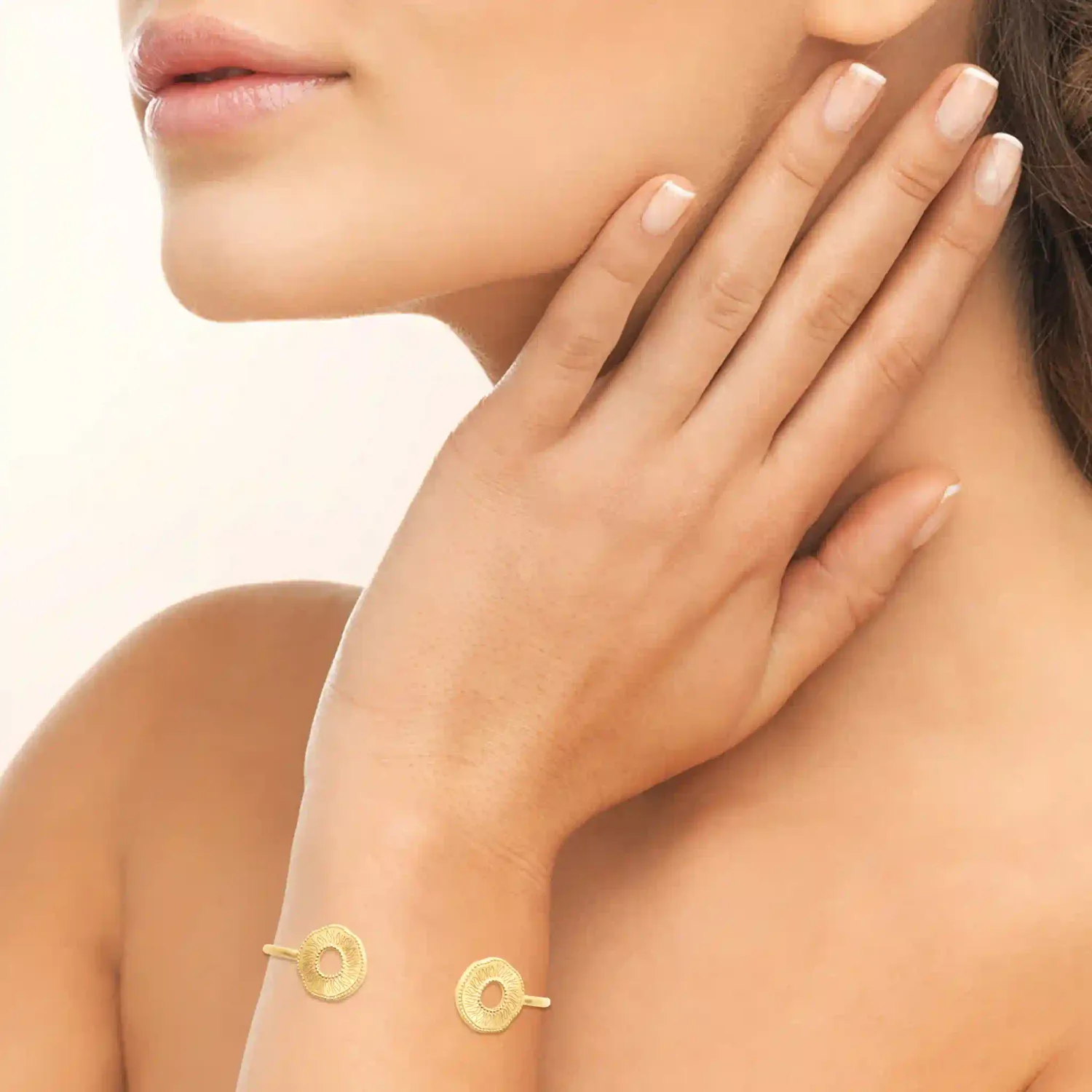 Oriana France anneau bracelet jonc plaqué or motif solaire