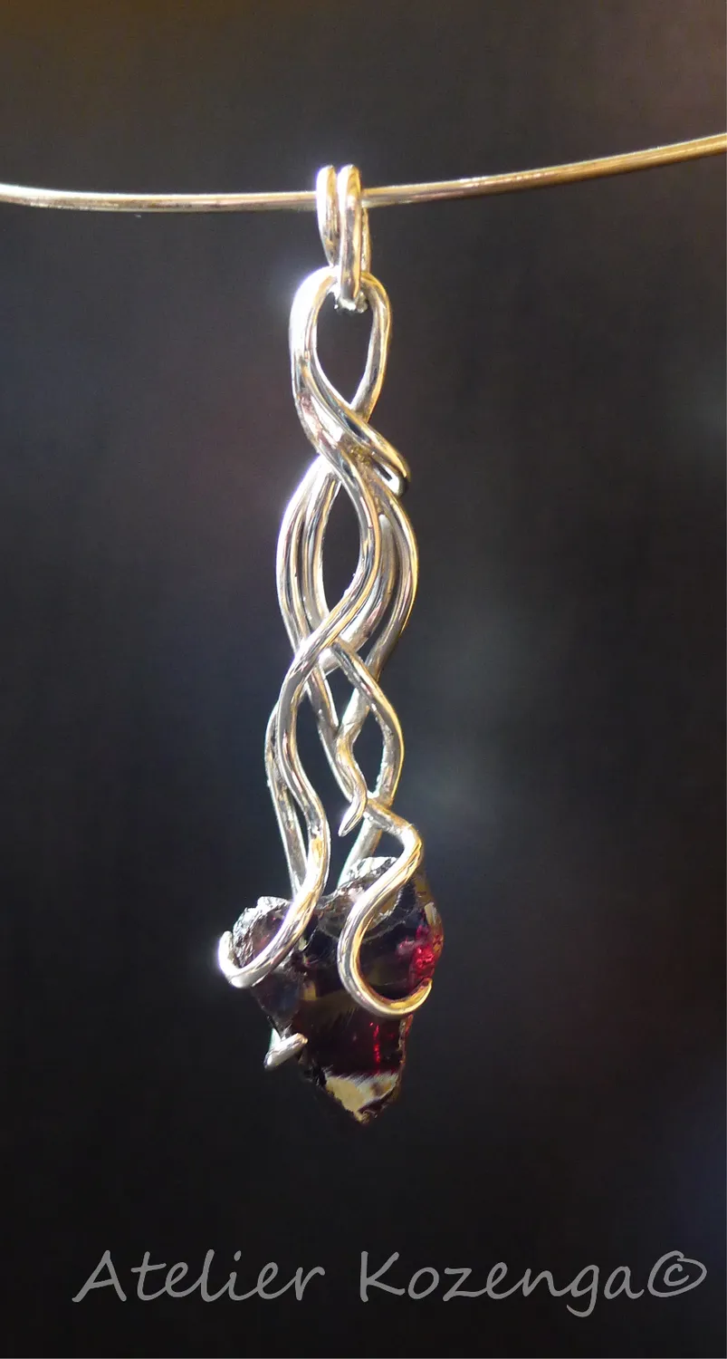 L'Atelier Kozenga Grenat pendentif argent grenat brut