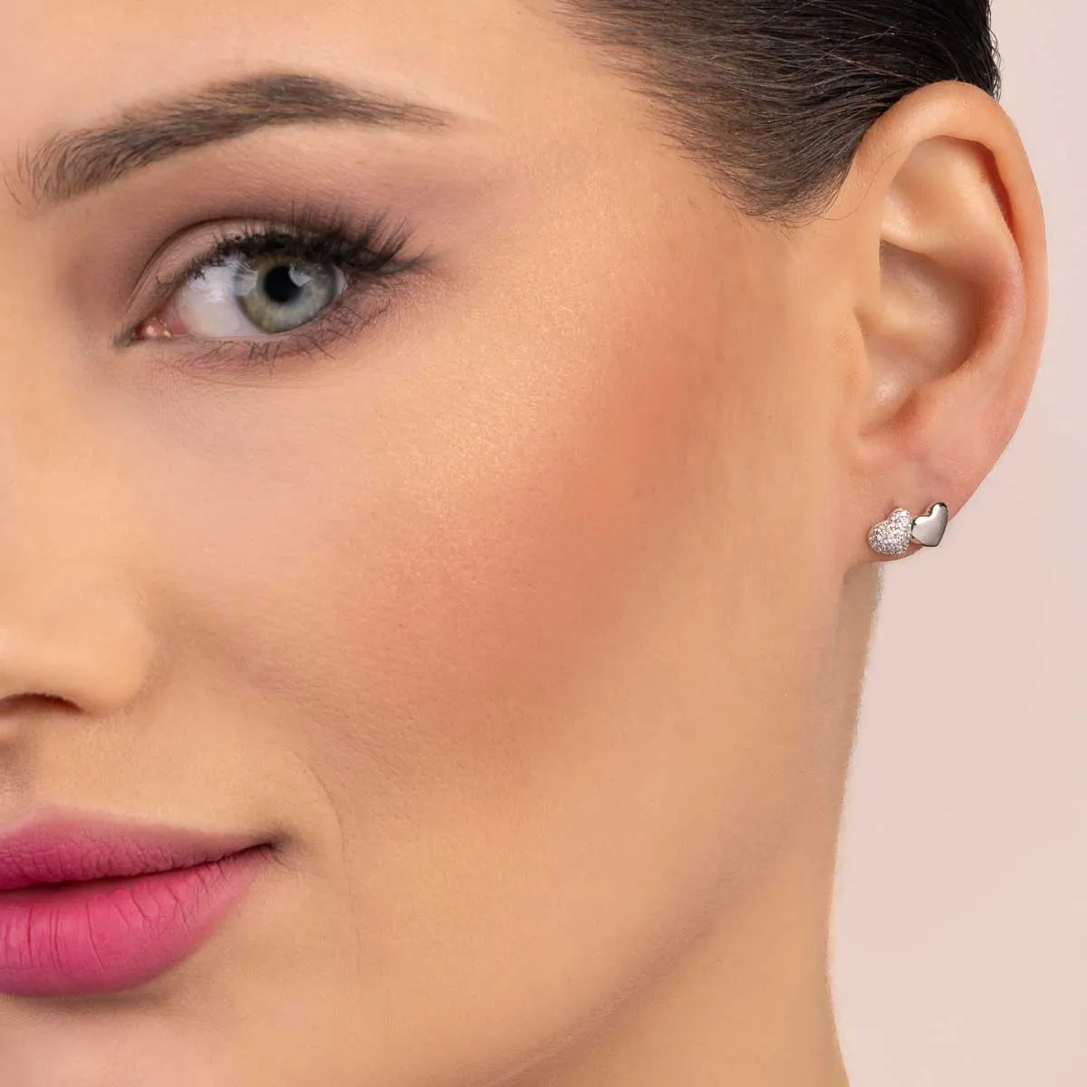 ULTIMA EDIZIONE mini coeur pavé boucles d’oreilles double lobe