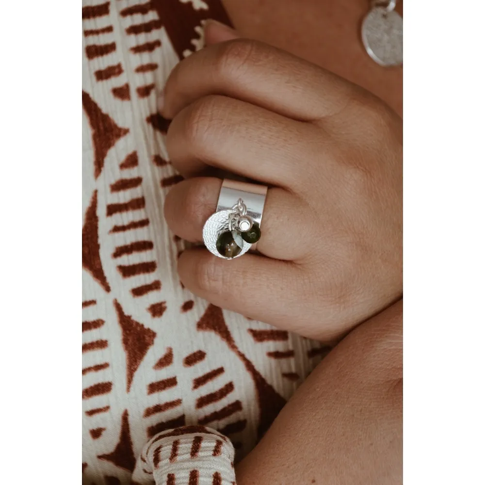 Secret de Cuir N°1211 bague réglable perles couleurs