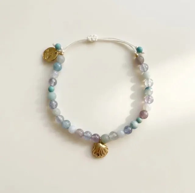 Elise Tsikis Lagon bracelet enfant perles bleu