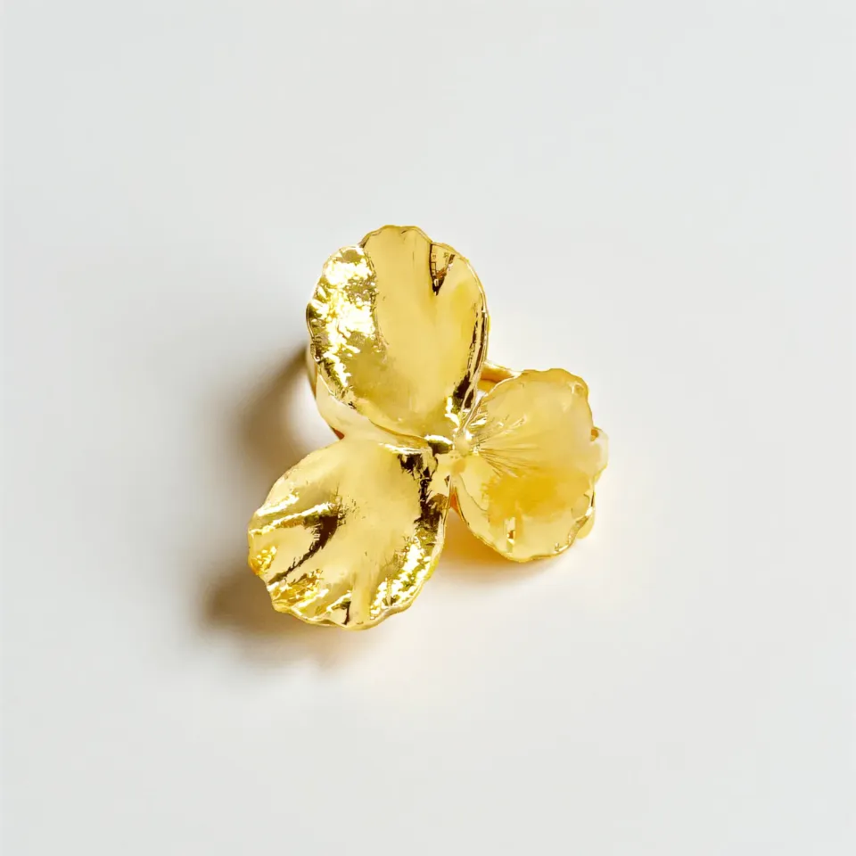 Elise Tsikis Pensée Medium bague fleur or jaune