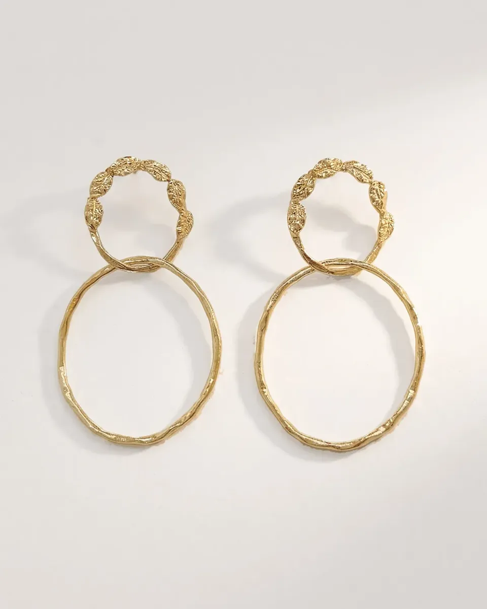 Elise Tsikis Thisbe boucles d’oreilles feuille 7 cm