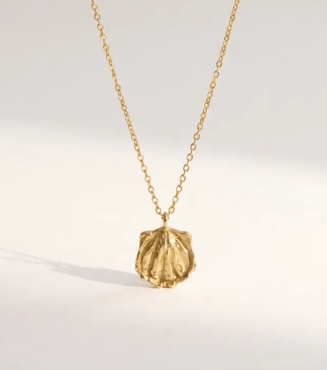 Elise Tsikis Nepti collier coquillage or jaune femme