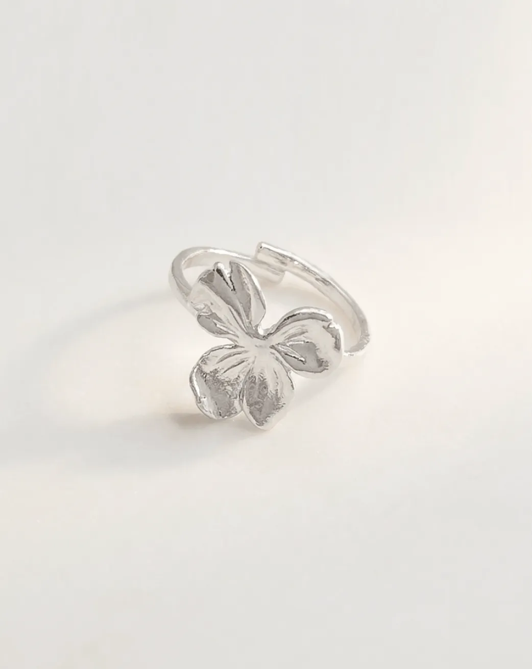 Elise Tsikis Elysia Small bague fleur or jaune