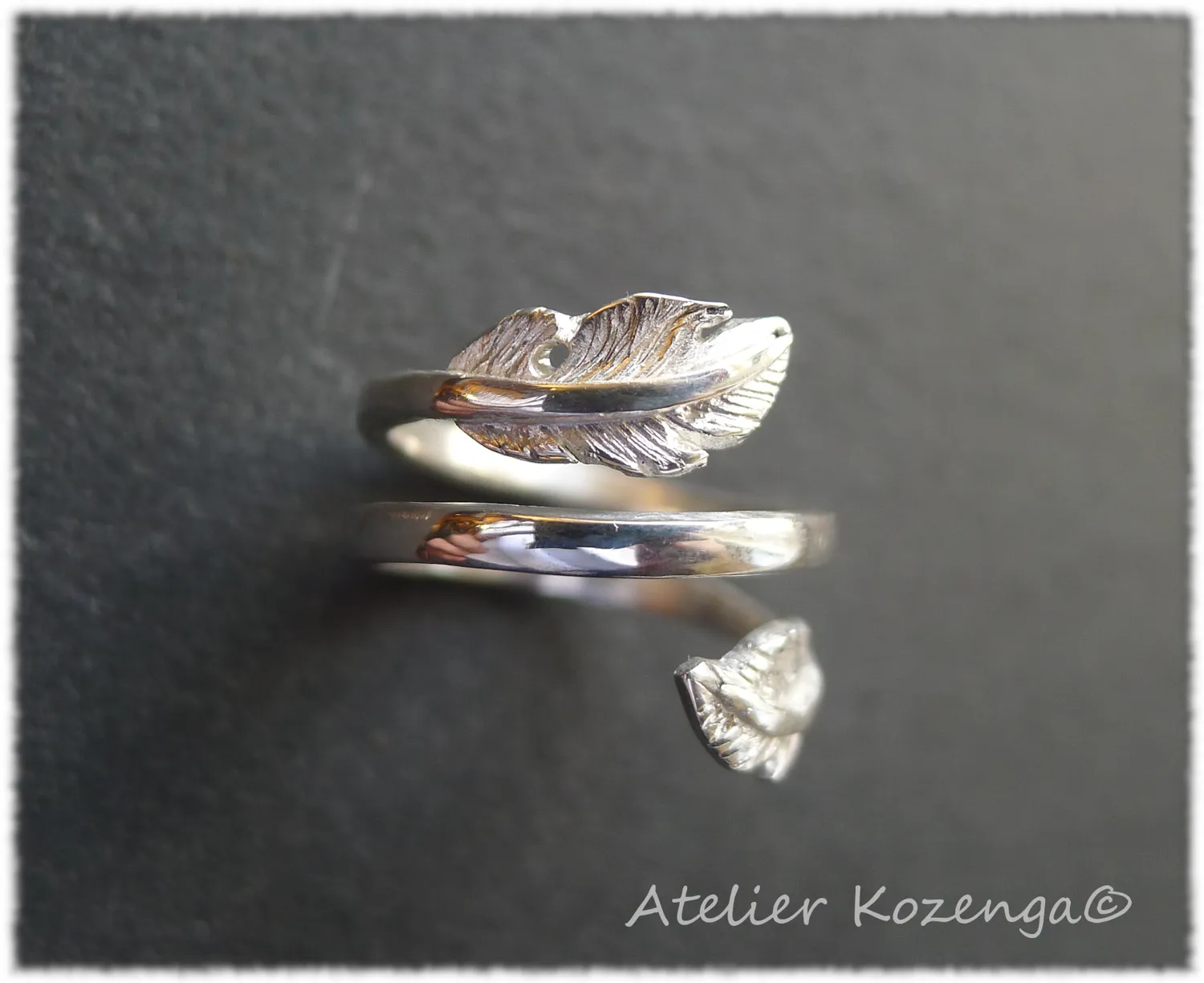 L'Atelier Kozenga Plume bague argent massif légère