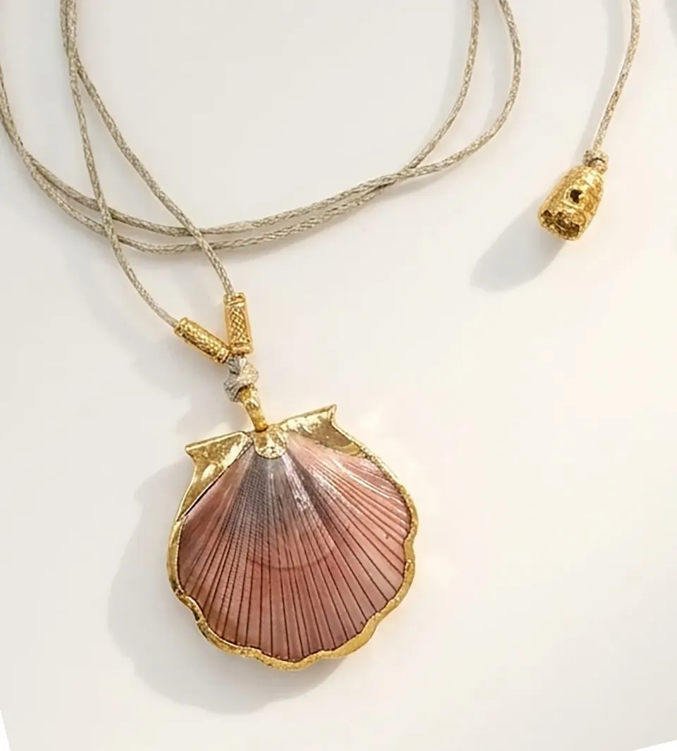 Elise Tsikis Ithaki collier coquillage cordon coton