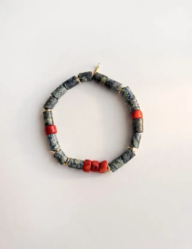 Elise Tsikis Karpeni bracelet doré fantaisie