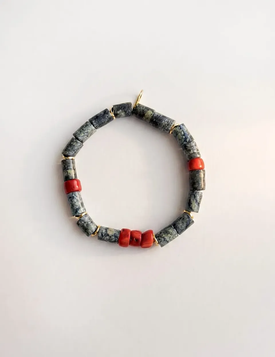 Elise Tsikis Karpeni bracelet doré fantaisie