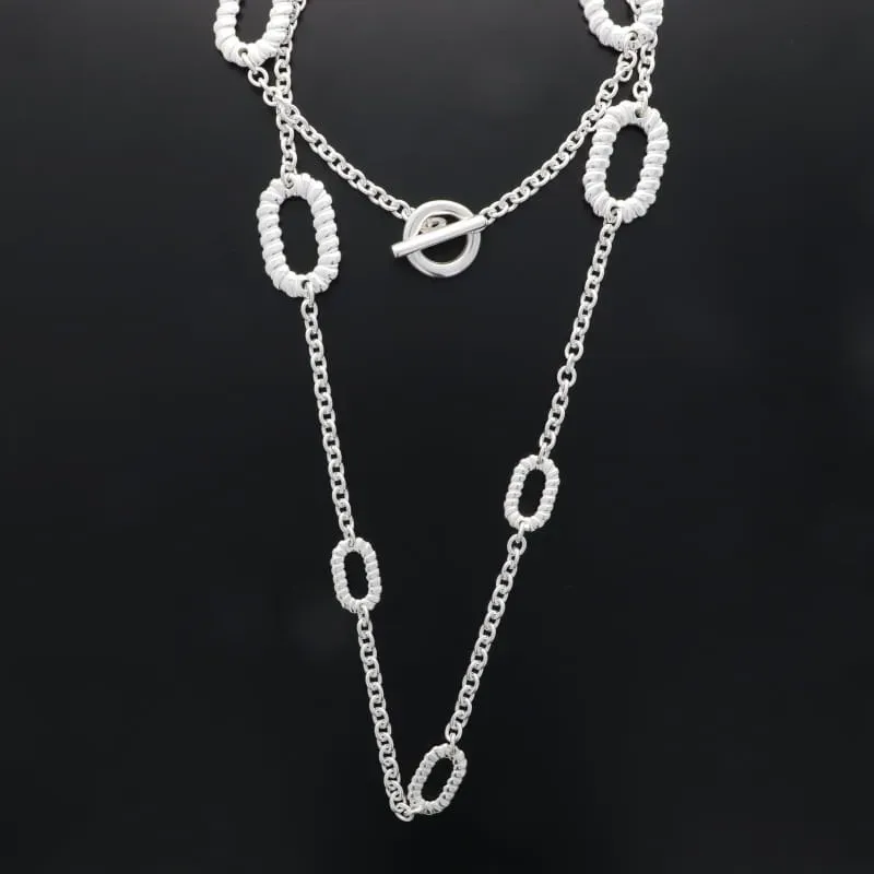 Secret de Cuir N°1583 ovales torsadés sautoir argenté