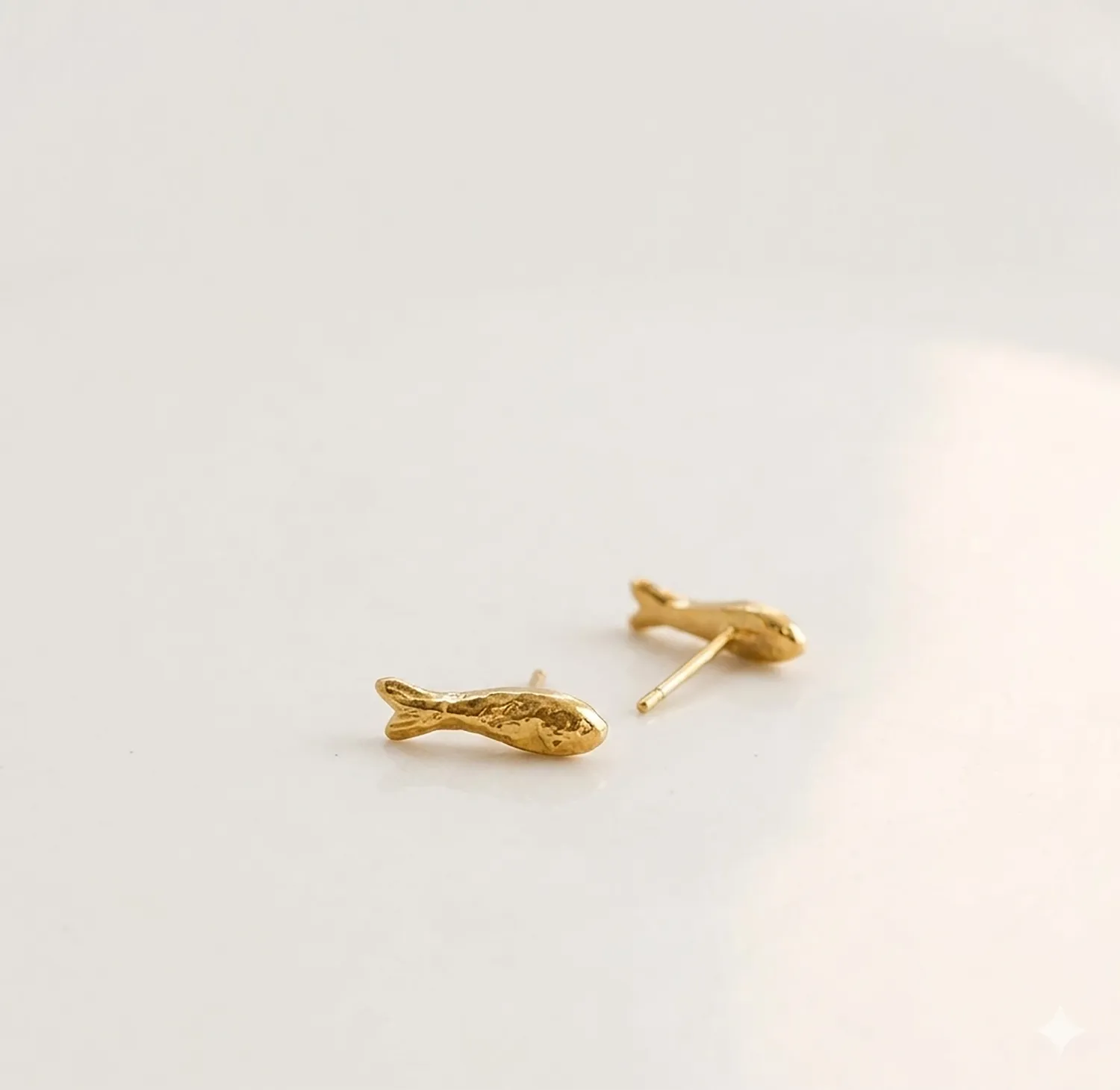 Elise Tsikis Peski boucles d'oreilles poisson enfant