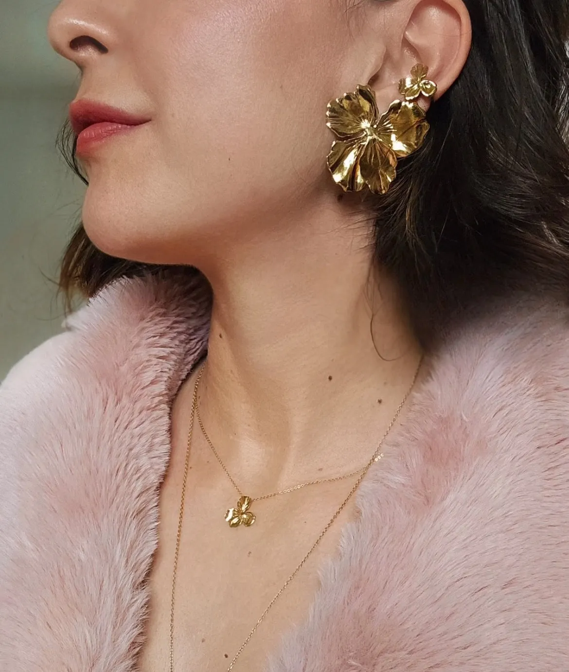 Elise Tsikis Némésis Silane collier fleur or jaune