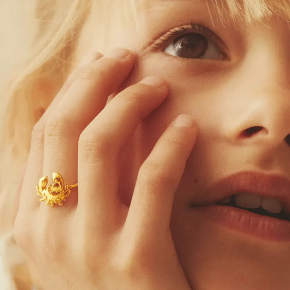 Elise Tsikis Clapotis Crusoe bague enfant crabe doré