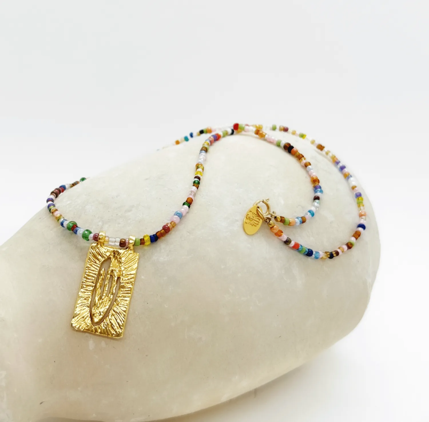 Elise Tsikis Mani collier perles multicolore 44 cm
