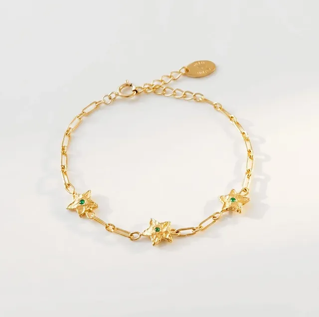 Elise Tsikis Monahans bracelet étoiles cristaux réglable