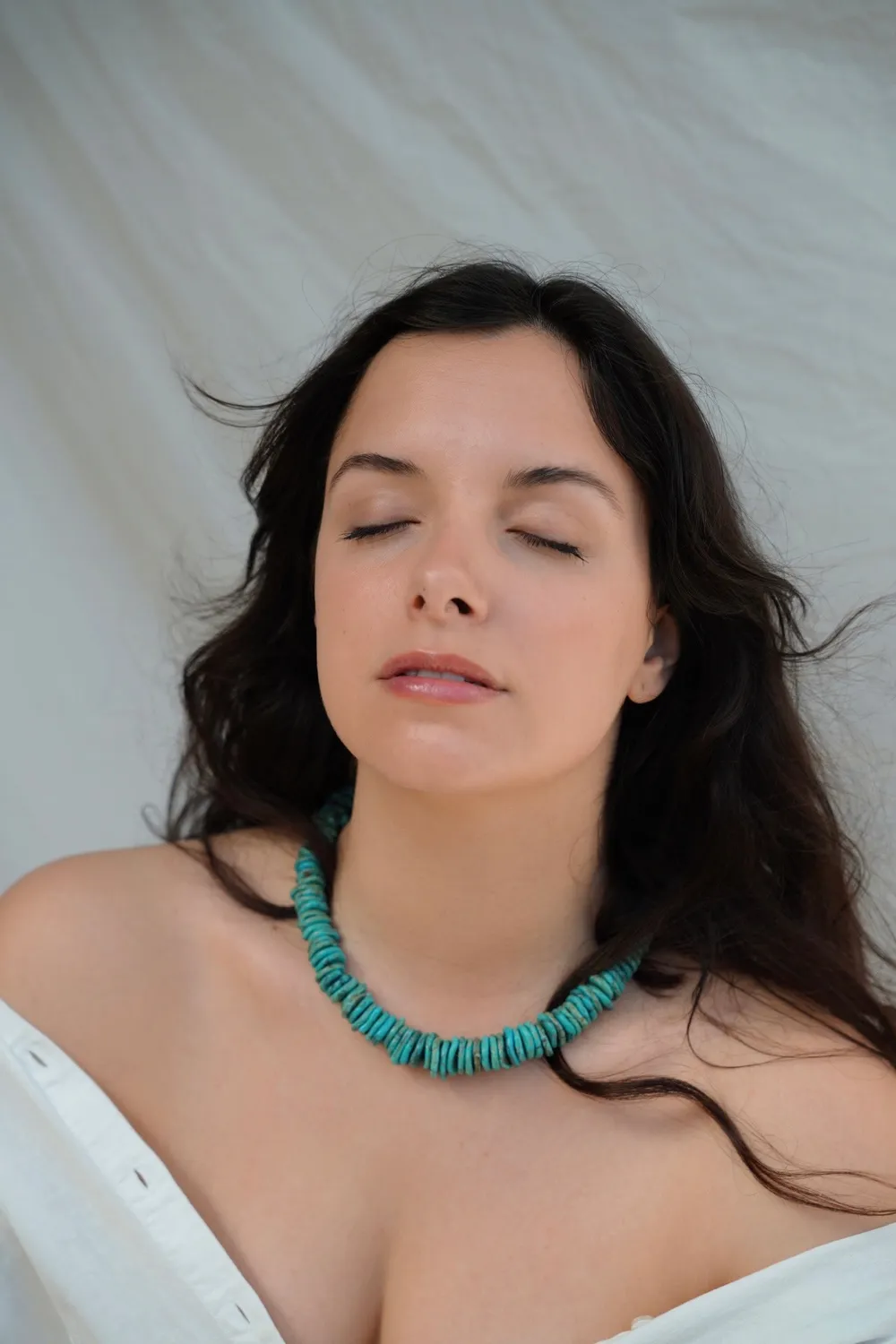 Cloralys Irina collier grosses perles magnésite 40 cm