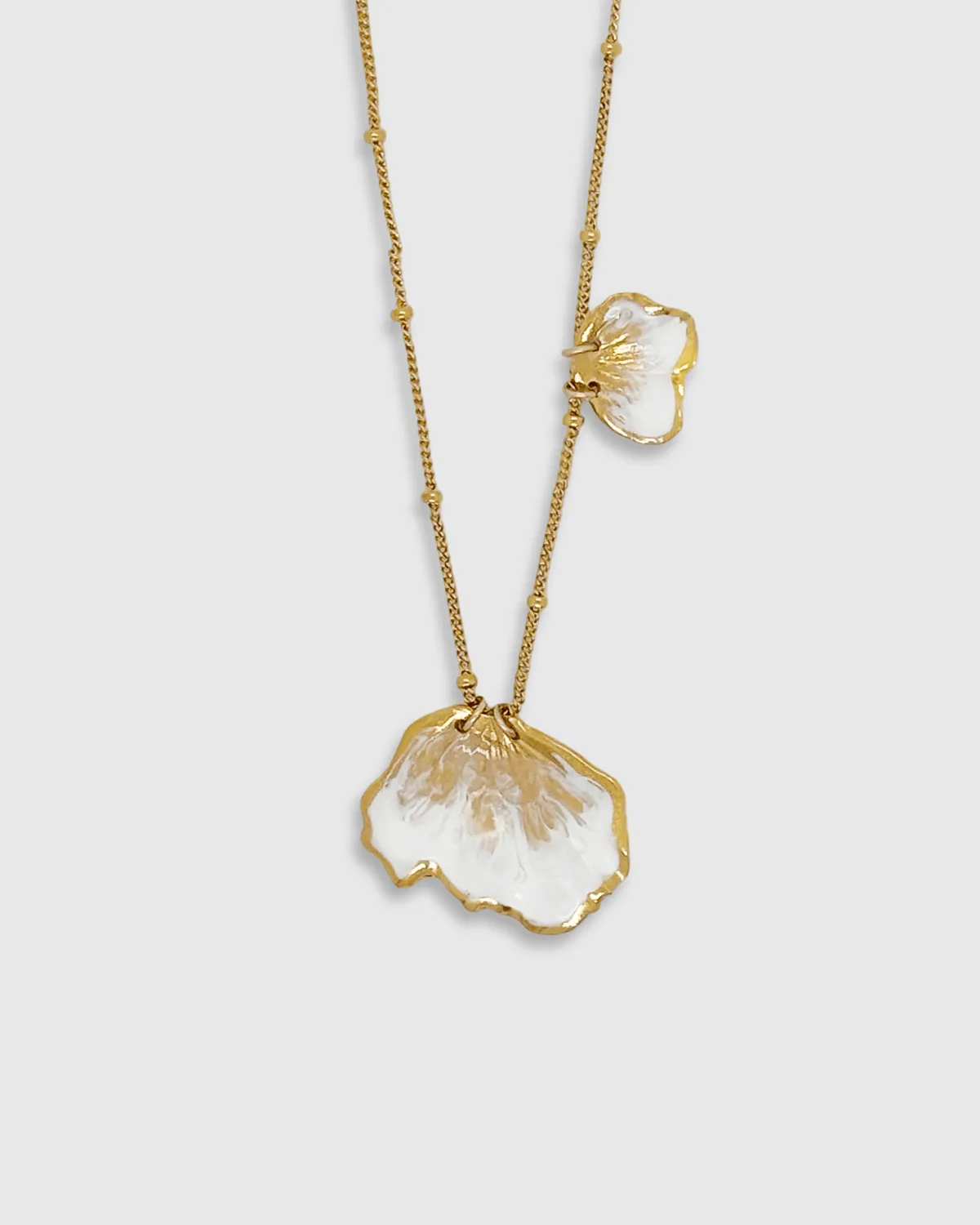 Elise Tsikis Corinthe Émaillé collier fleurs blanc