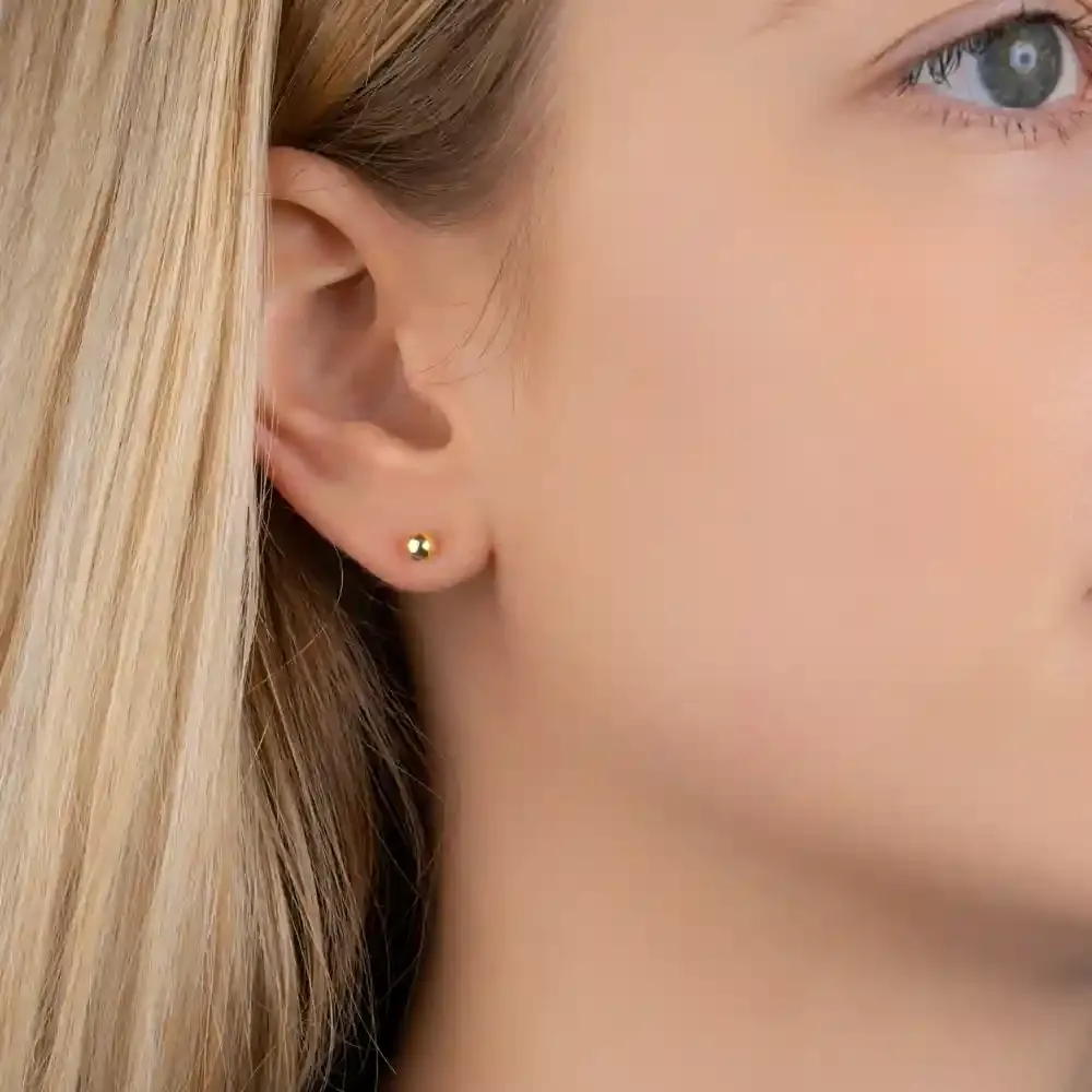 Oriana France puces boule 4 mm boucles d’oreilles plaqué or
