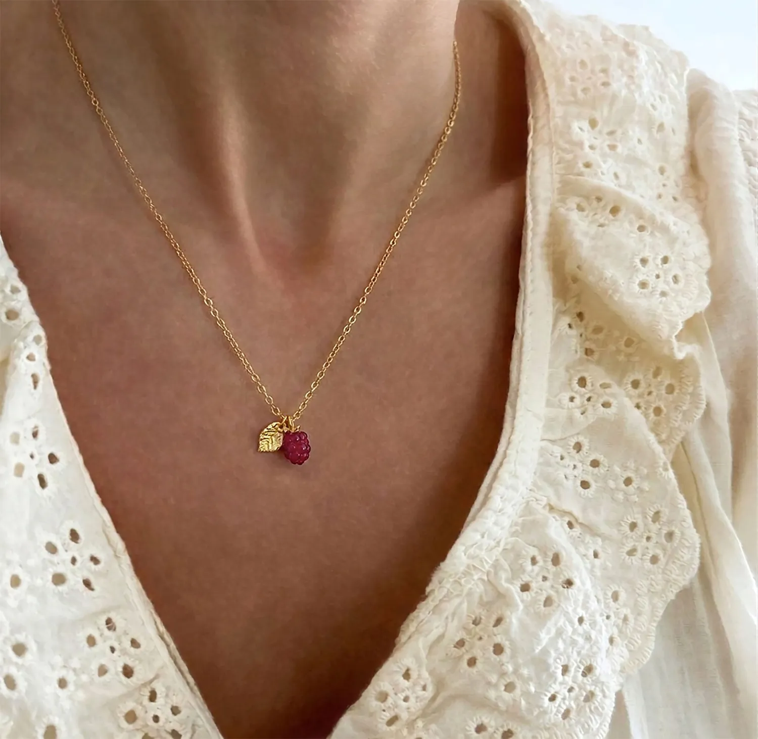 Elise Tsikis Baie collier fin enfant femme or jaune