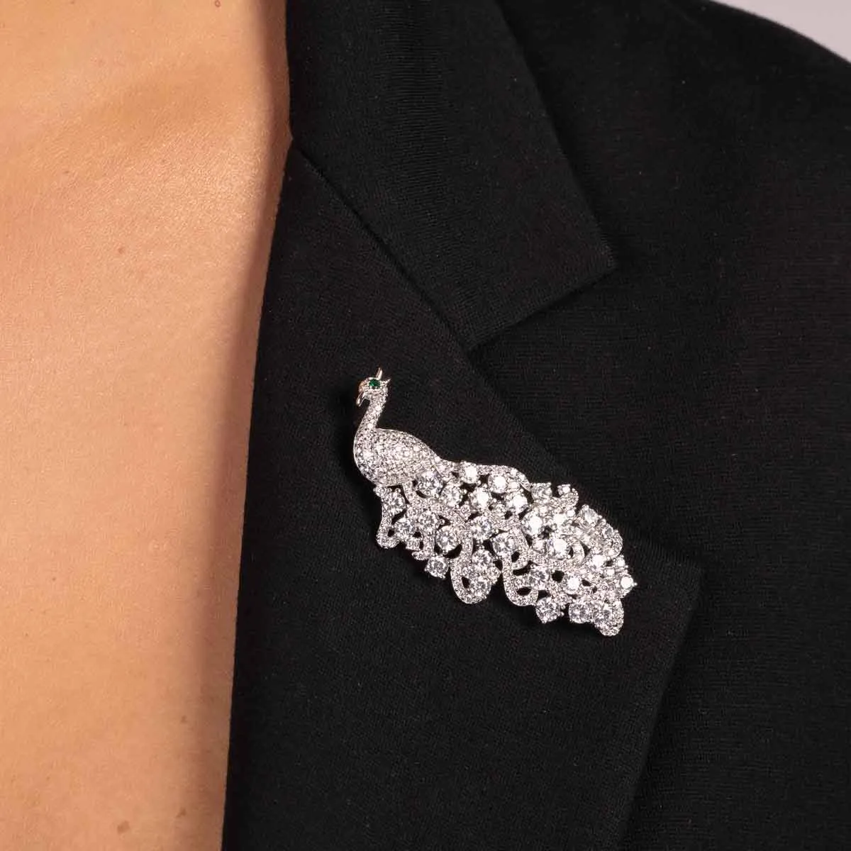 Ultima Edizione Pavone broche paon zircons blancs