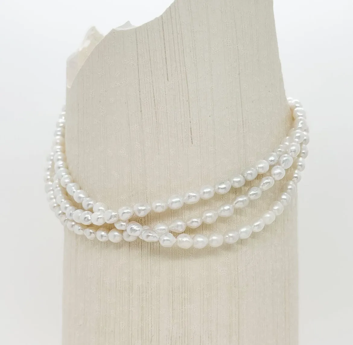 Elise Tsikis Aphrodite Demeter collier perles 3 rangs