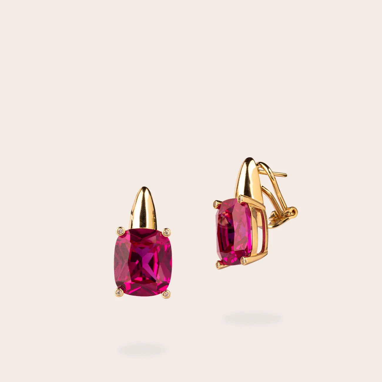 Ultima Edizione taille émeraude boucle zircon couleurs