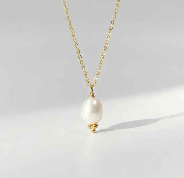 Elise Tsikis Elias collier perle eau douce 40 cm
