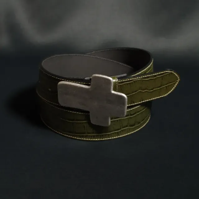 Secret de Cuir ceinture cuir vache boucle croix