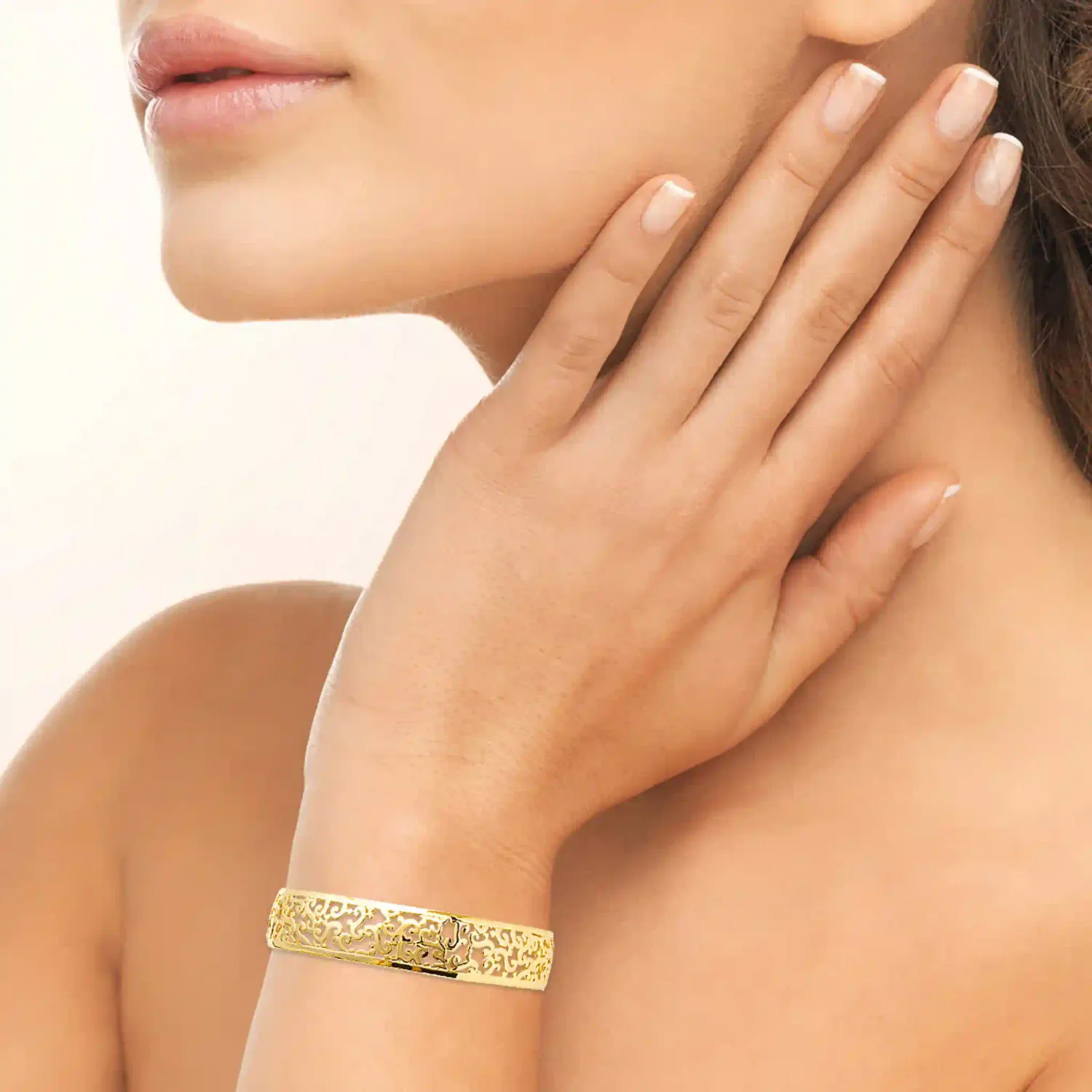 Oriana France bracelet jonc ajouré arabesques plaqué or